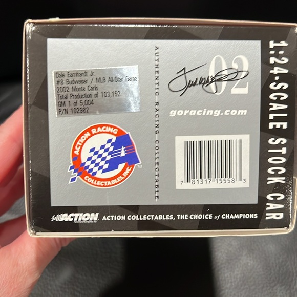 Dale Earnhardt Jr. 1:24 Scale Diecast Stock Car - Picture 4 of 5